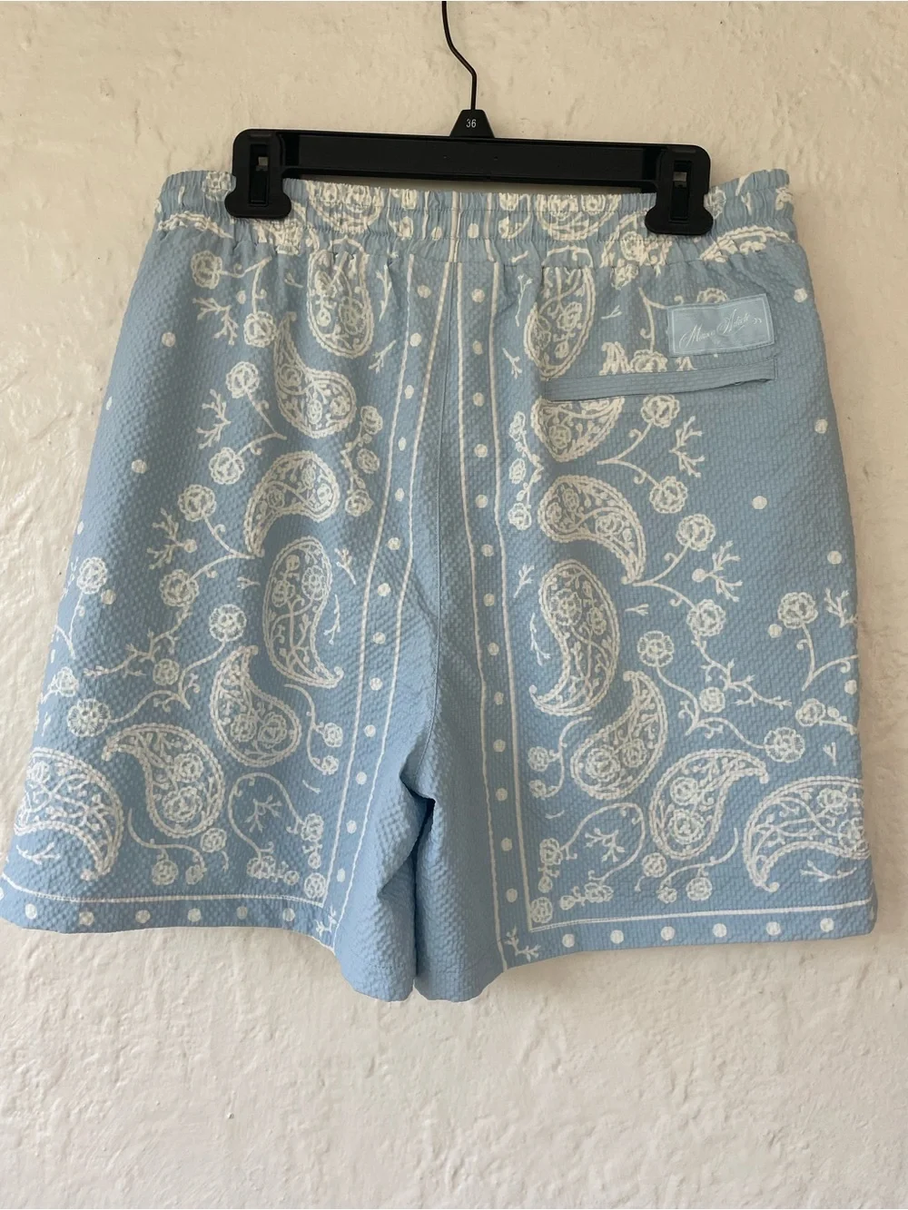 NWT Maison Article blue white paisley shorts  pockets, drawstring waist Size M